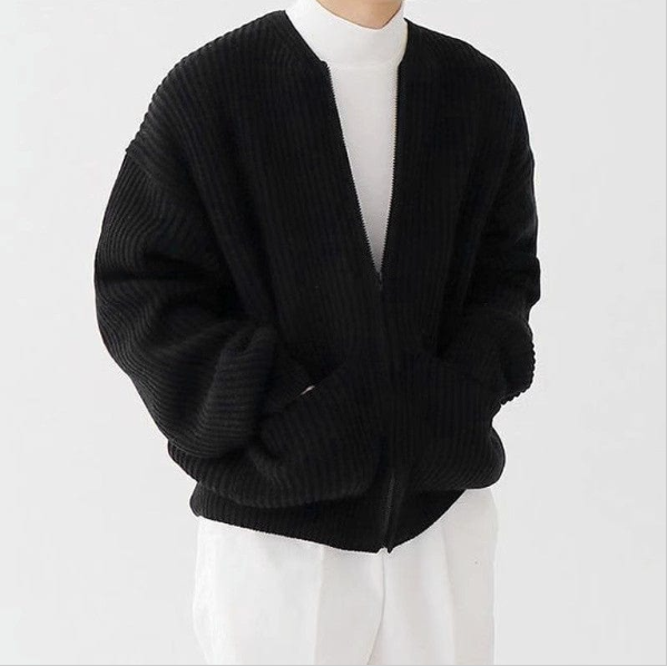 Men's chunky knit zip cardigan with pockets