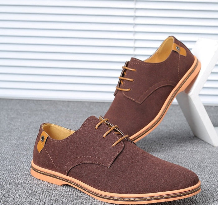 Men's Lace-Up Derby Shoes with Contrast Trim
