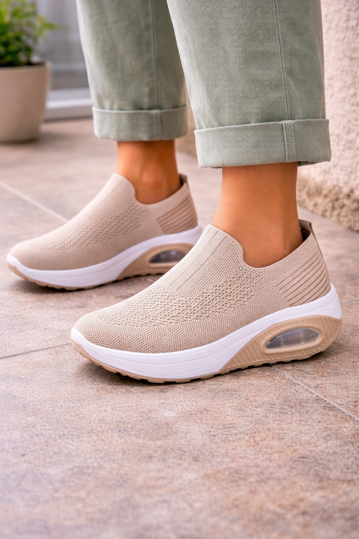 Women's Slip-On Air-Cushion Walking Sneakers Breathable